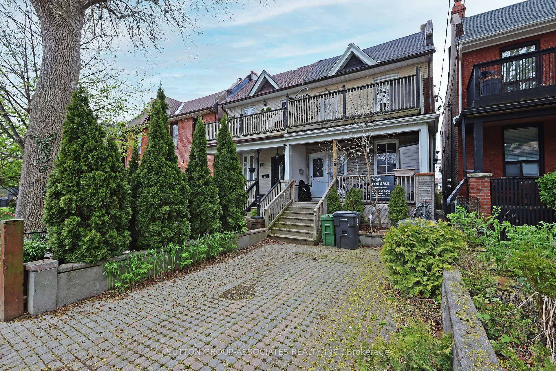 20 Ashdale Avenue - Semi-Detached photo 2 of 47 in Riverdale / Leslieville, Ontario