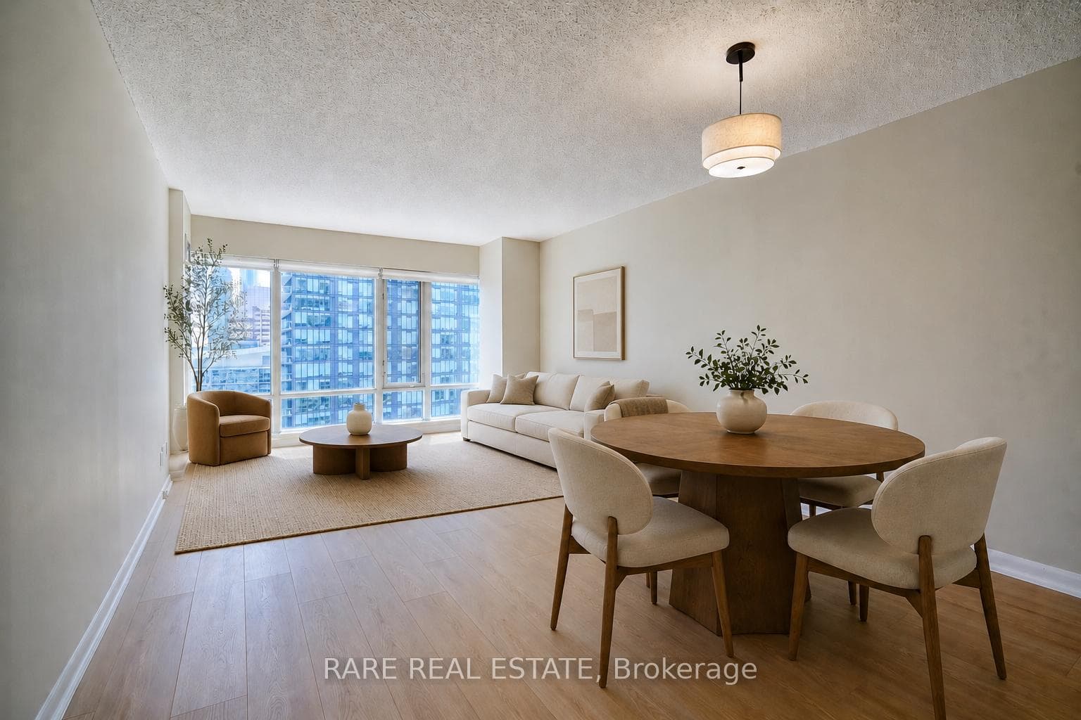 210 Victoria Street Unit 3007 - home for sale in Regent Park / Cabbagetown / St. James Town, Ontario