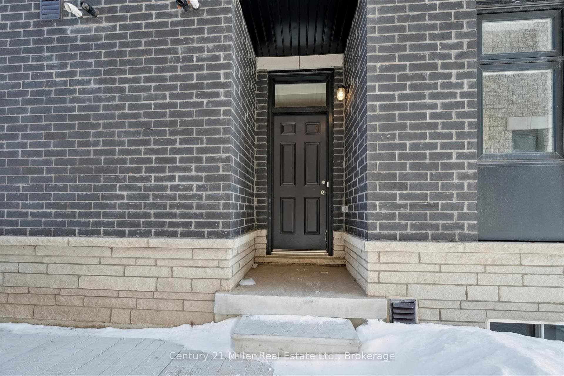 3199 Sixth Line - Townhouse photo 26 of 38 in Oakville, Ontario