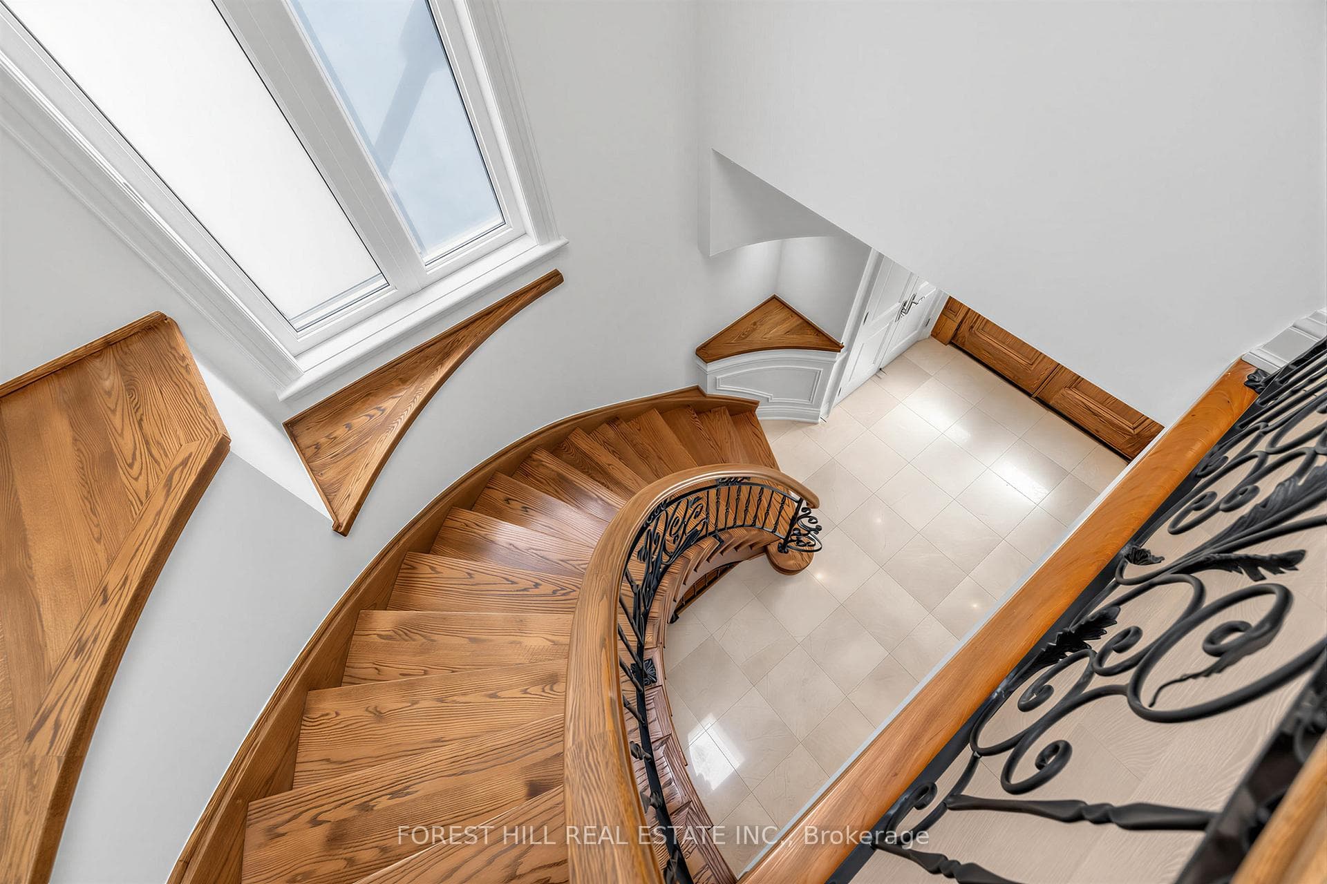 131 Estelle Avenue - Detached photo 25 of 40 in Willowdale / Newtonbrook, Ontario