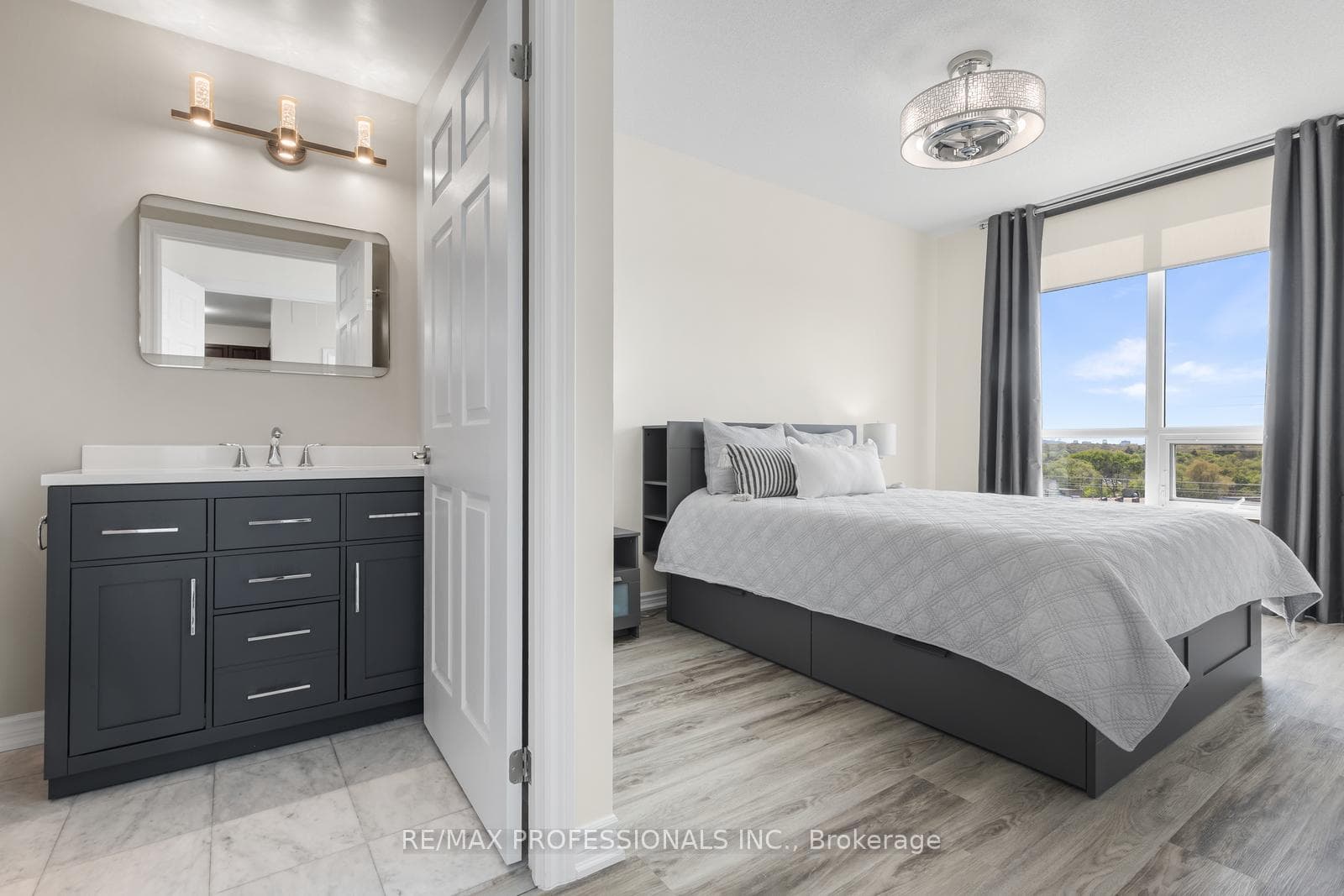 1135 Royal York Road Unit 801 - Condo photo 10 of 17 in Etobicoke (Islington / Rexdale), Ontario