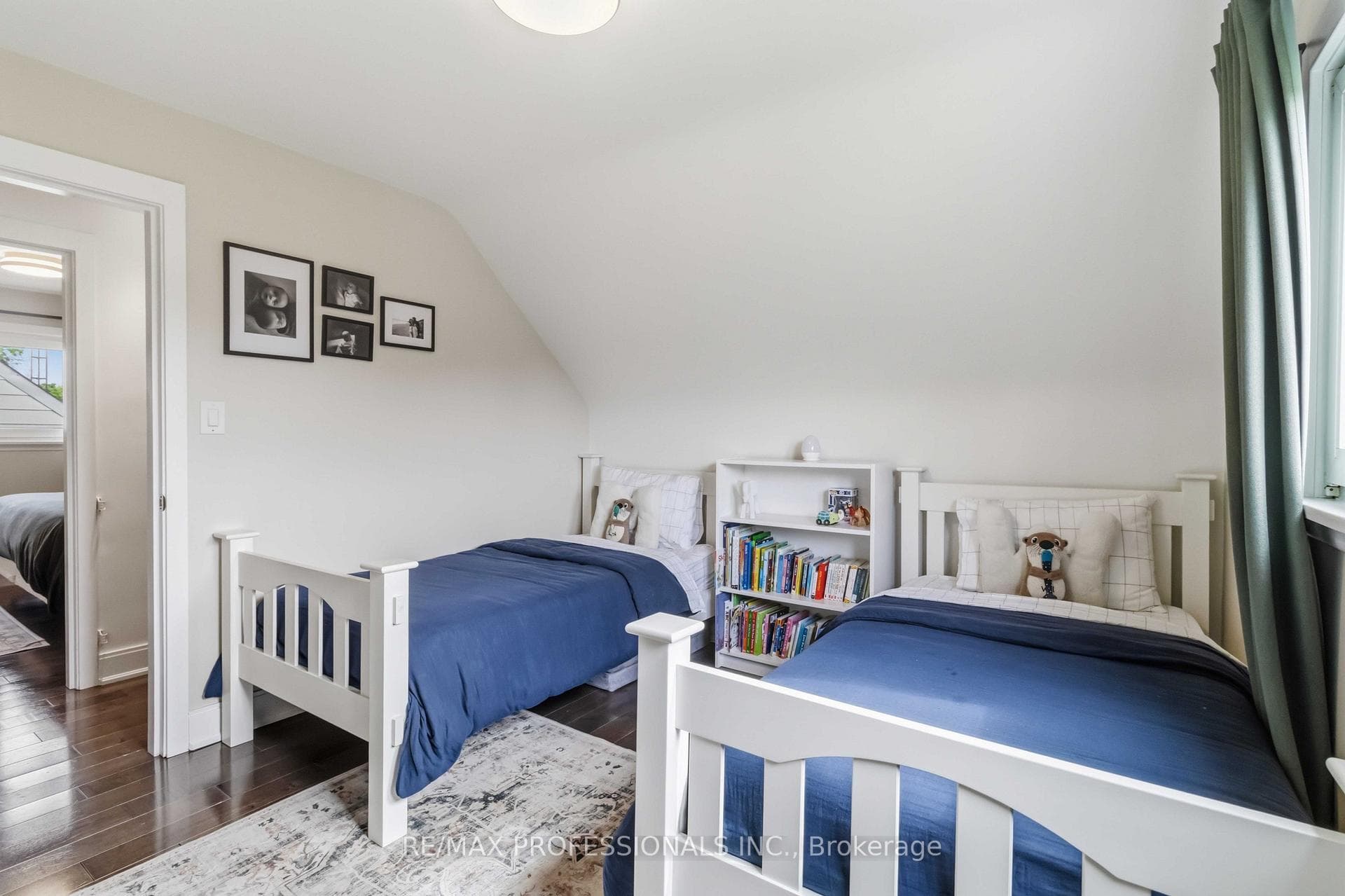 3 Snaresbrook Drive - Detached photo 12 of 32 in Etobicoke (West Mall / Rexdale), Ontario