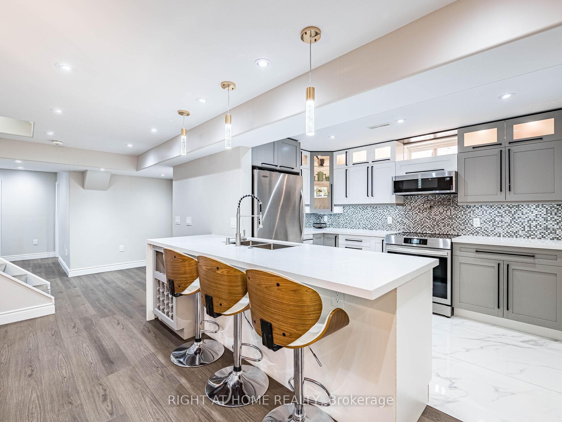 3176 Stocksbridge Avenue - Detached photo 39 of 50 in Oakville, Ontario