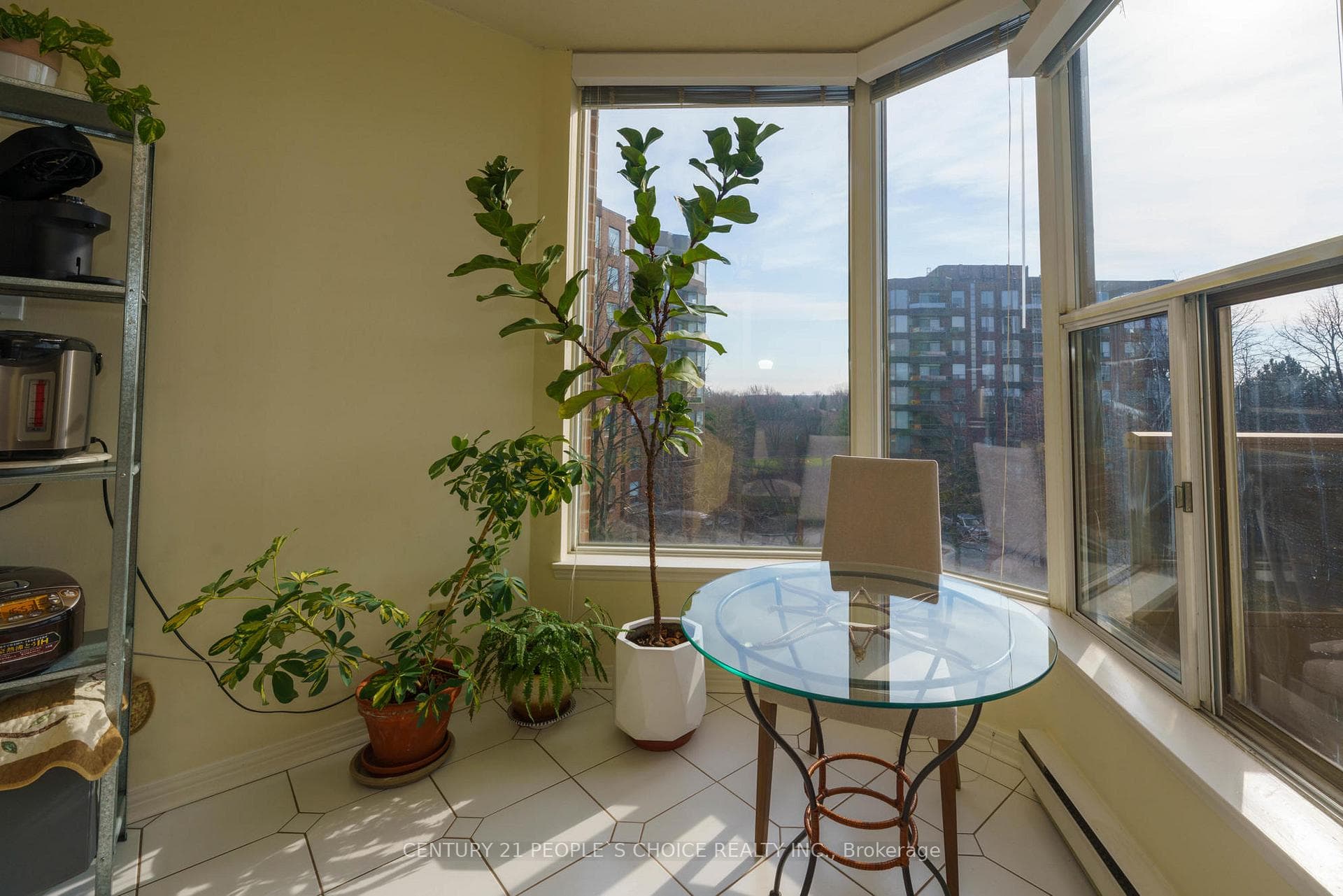 1905 Pilgrims Way Unit 506 - Condo photo 25 of 46 in Oakville, Ontario
