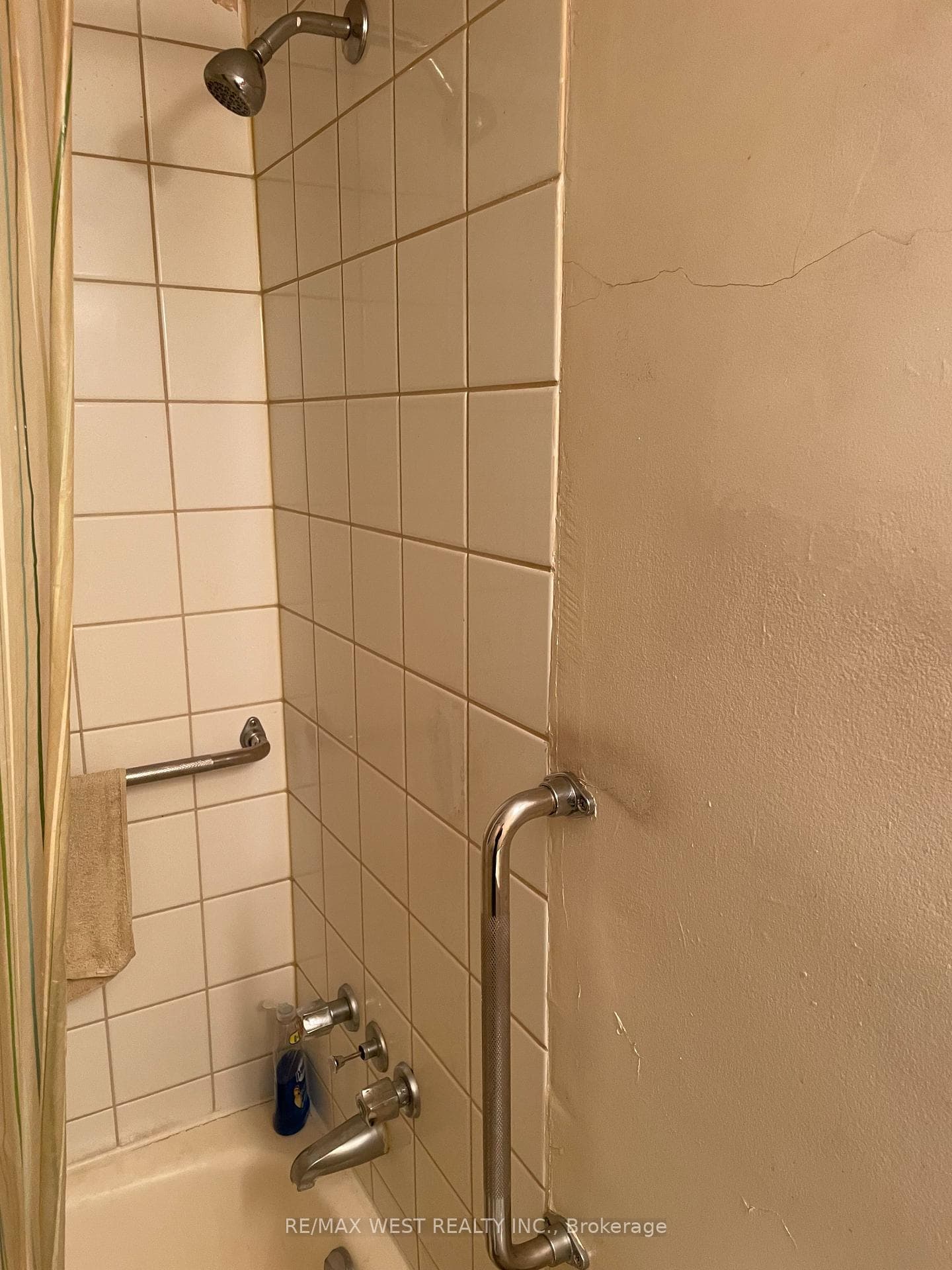 15 Nicklaus Drive Unit 809 - Condo photo 12 of 16 in Hamilton, Ontario