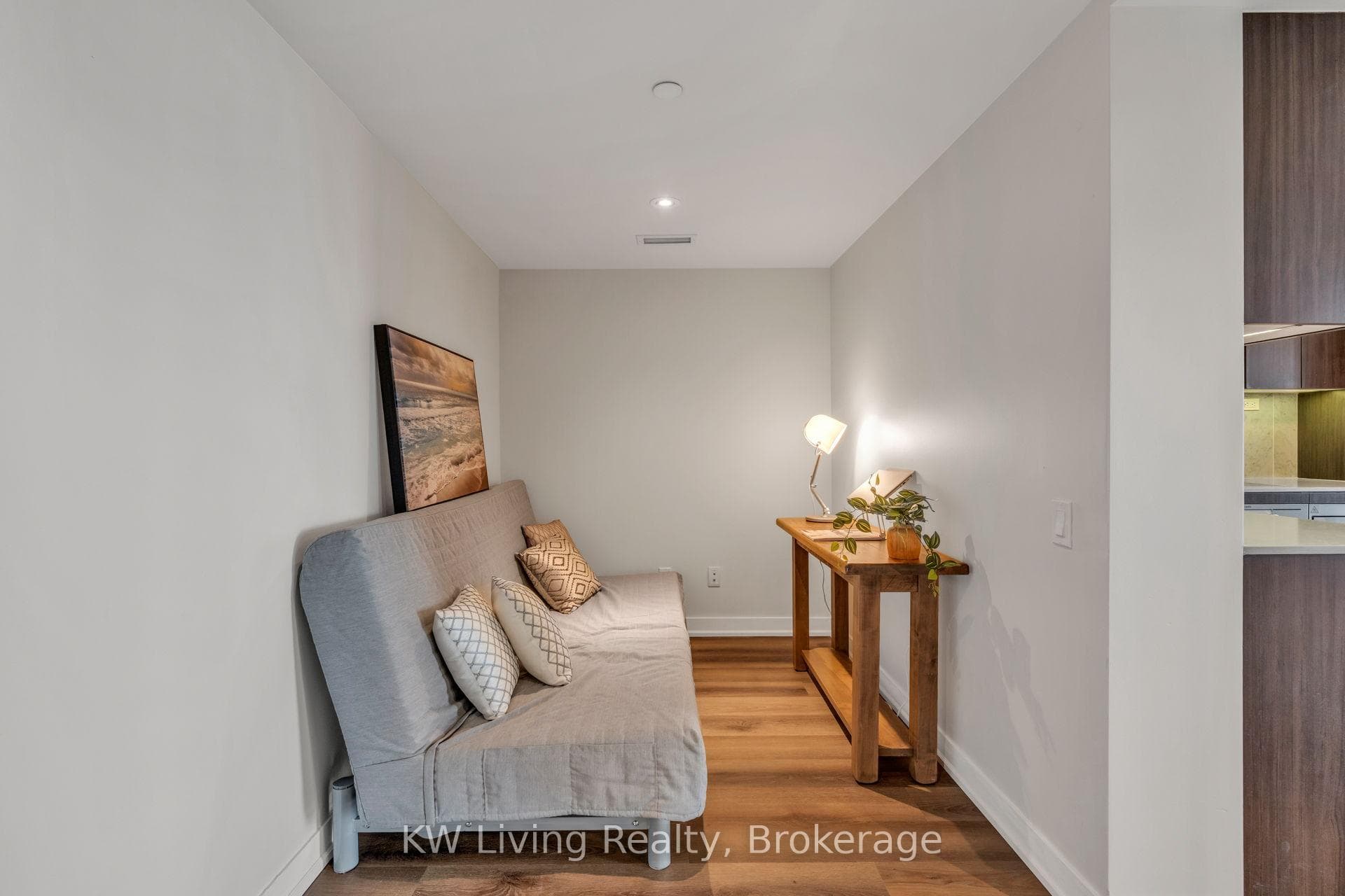 70 Queens Wharf Road Unit 1601 - Condo photo 23 of 37 in Downtown Toronto / Waterfront, Ontario