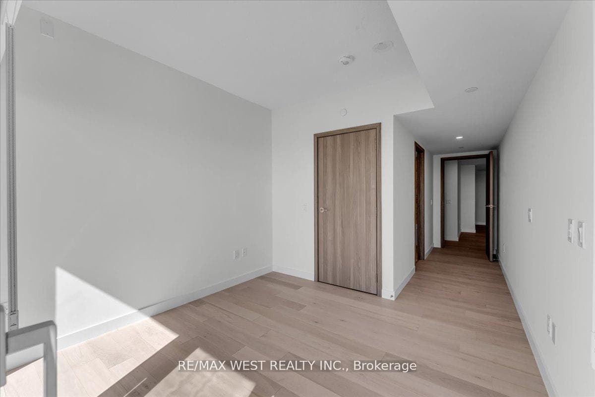1 Concord Cityplace Way Unit 5709 - Condo photo 34 of 44 in Downtown Toronto / Waterfront, Ontario