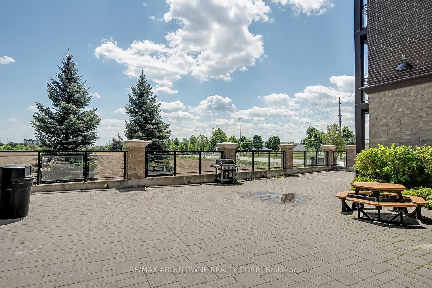 5010 Corporate Drive Unit 116 - Condo photo 29 of 29 in Burlington, Ontario