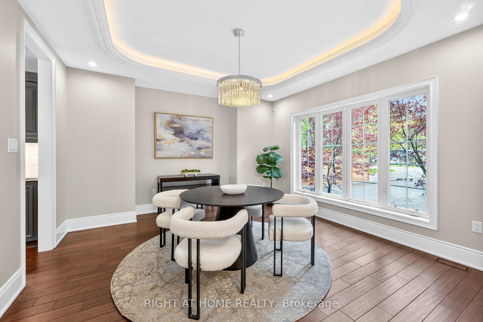 775 King Road - Detached photo 21 of 50 in Burlington, Ontario