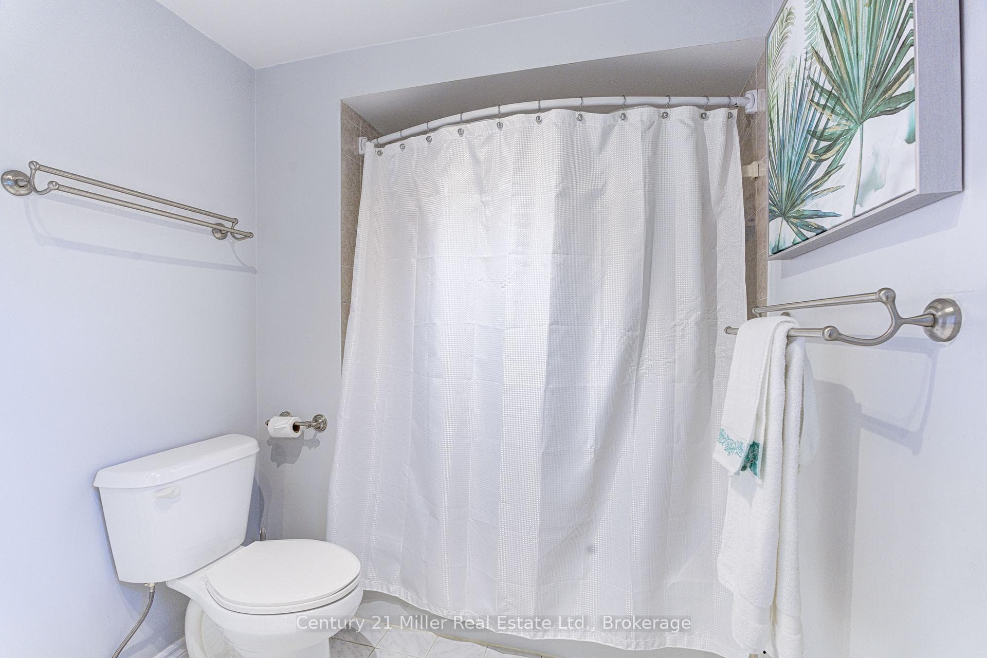 2256 MARGOT Street - Townhouse photo 27 of 46 in Oakville, Ontario