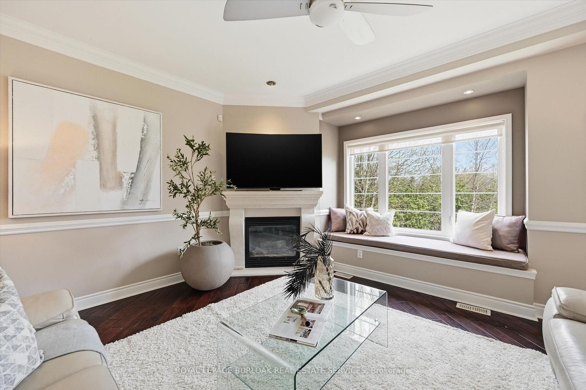 4186 Fuller Crescent - Detached photo 9 of 50 in Burlington, Ontario