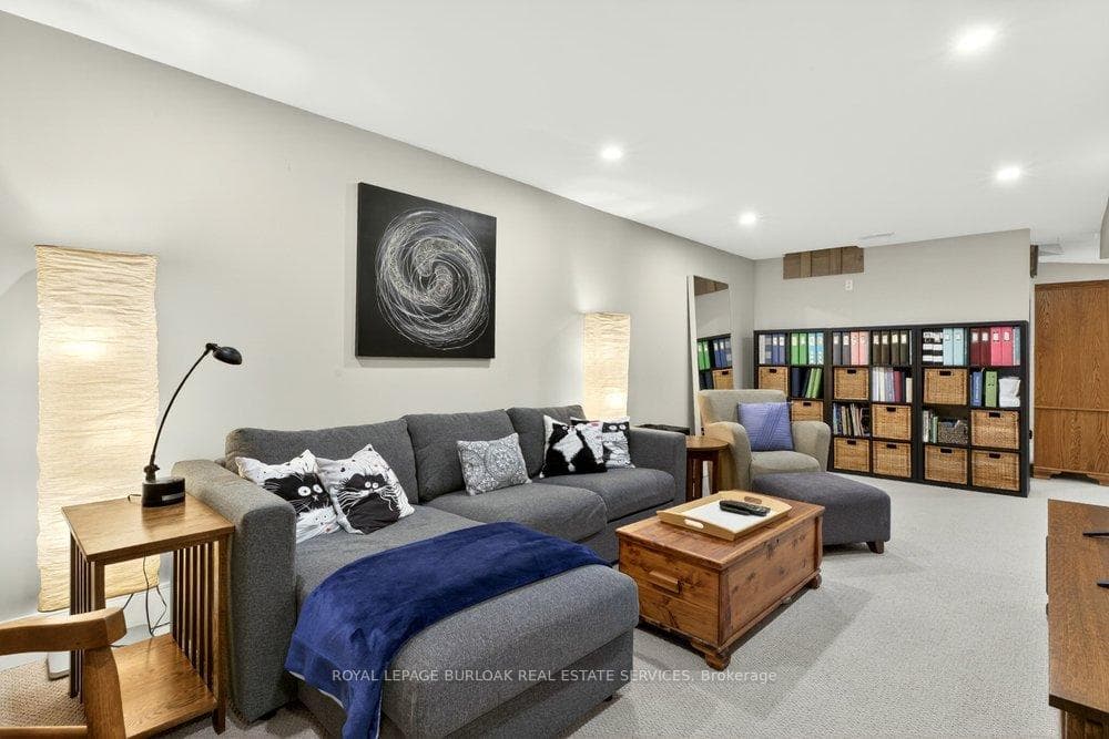 1078 Augustus Drive - Detached photo 41 of 49 in Burlington, Ontario
