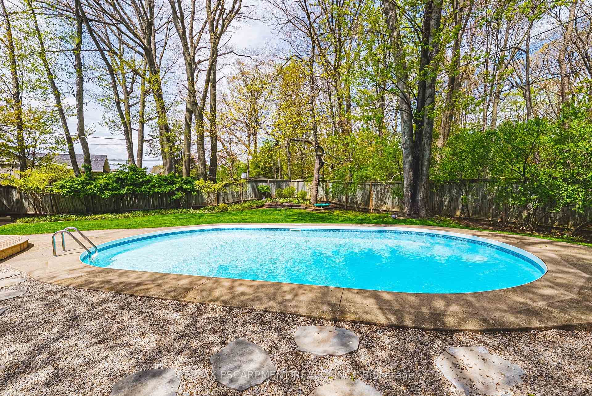 327 Goodram Drive - Detached photo 44 of 50 in Burlington, Ontario