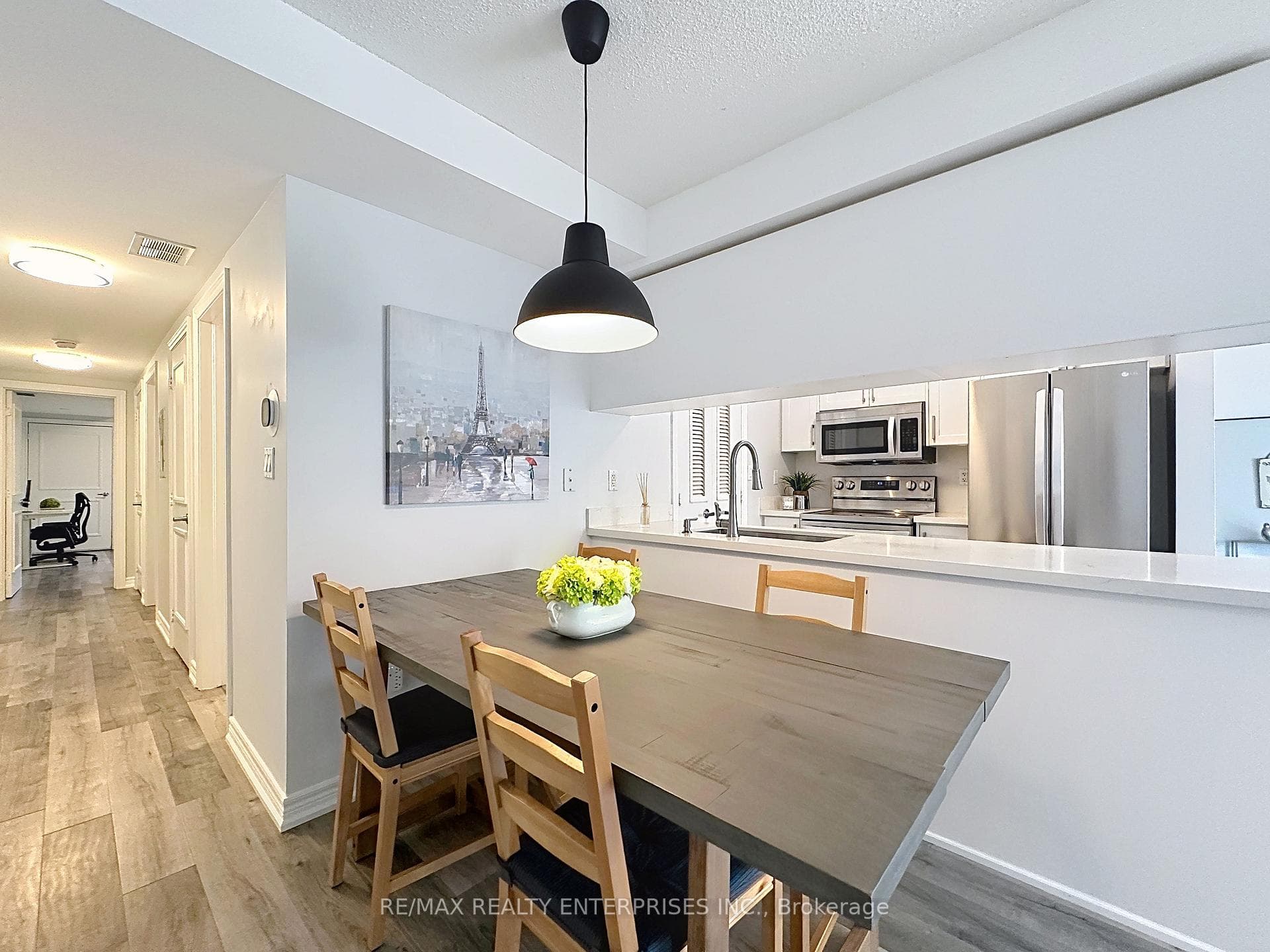 52 Aerodrome Crescent Unit 102 - Condo photo 28 of 47 in Flemingdon Park / Don Mills, Ontario