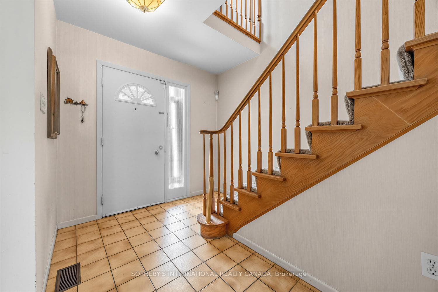 80 Ben Machree Drive - Detached photo 19 of 34 in Mississauga, Ontario