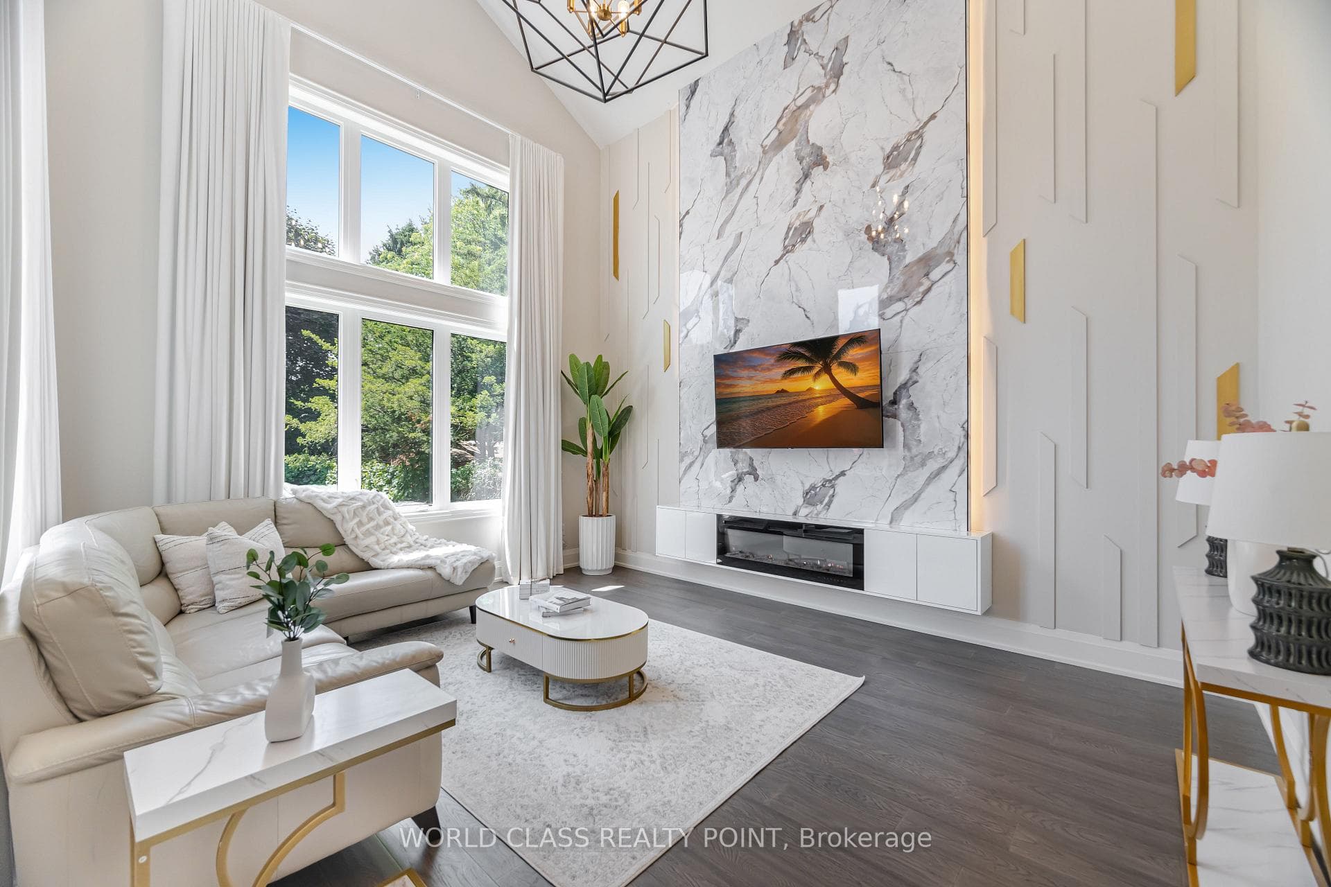 560 Woodview Road - Detached photo 15 of 39 in Burlington, Ontario