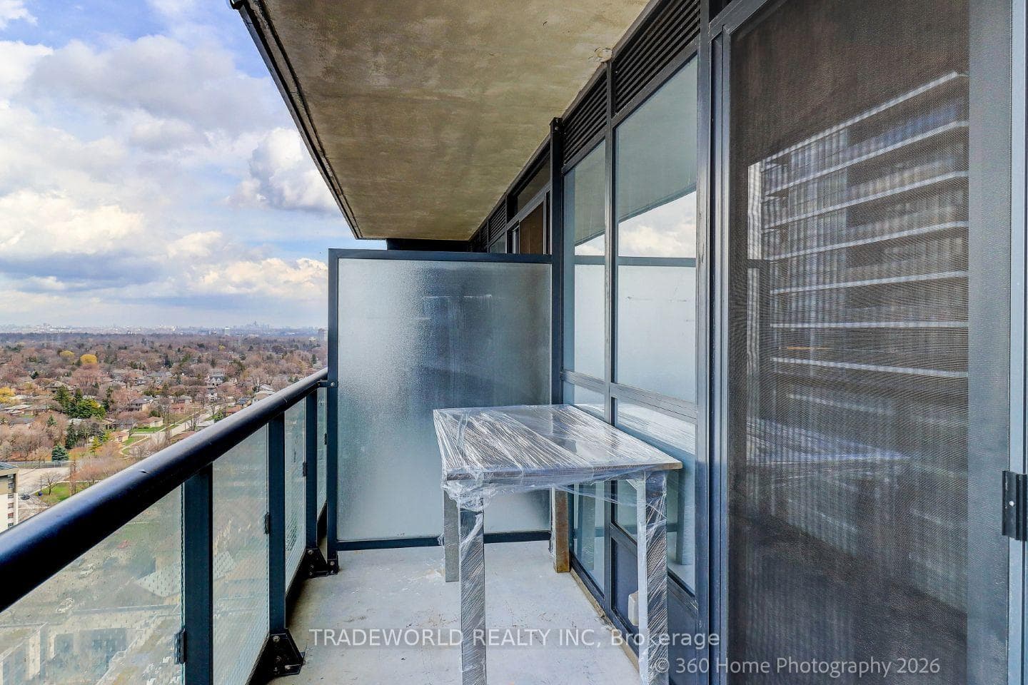 30 Gibbs Road Unit 2103 - New Construction photo 23 of 40 in Etobicoke (Islington / Rexdale), Ontario