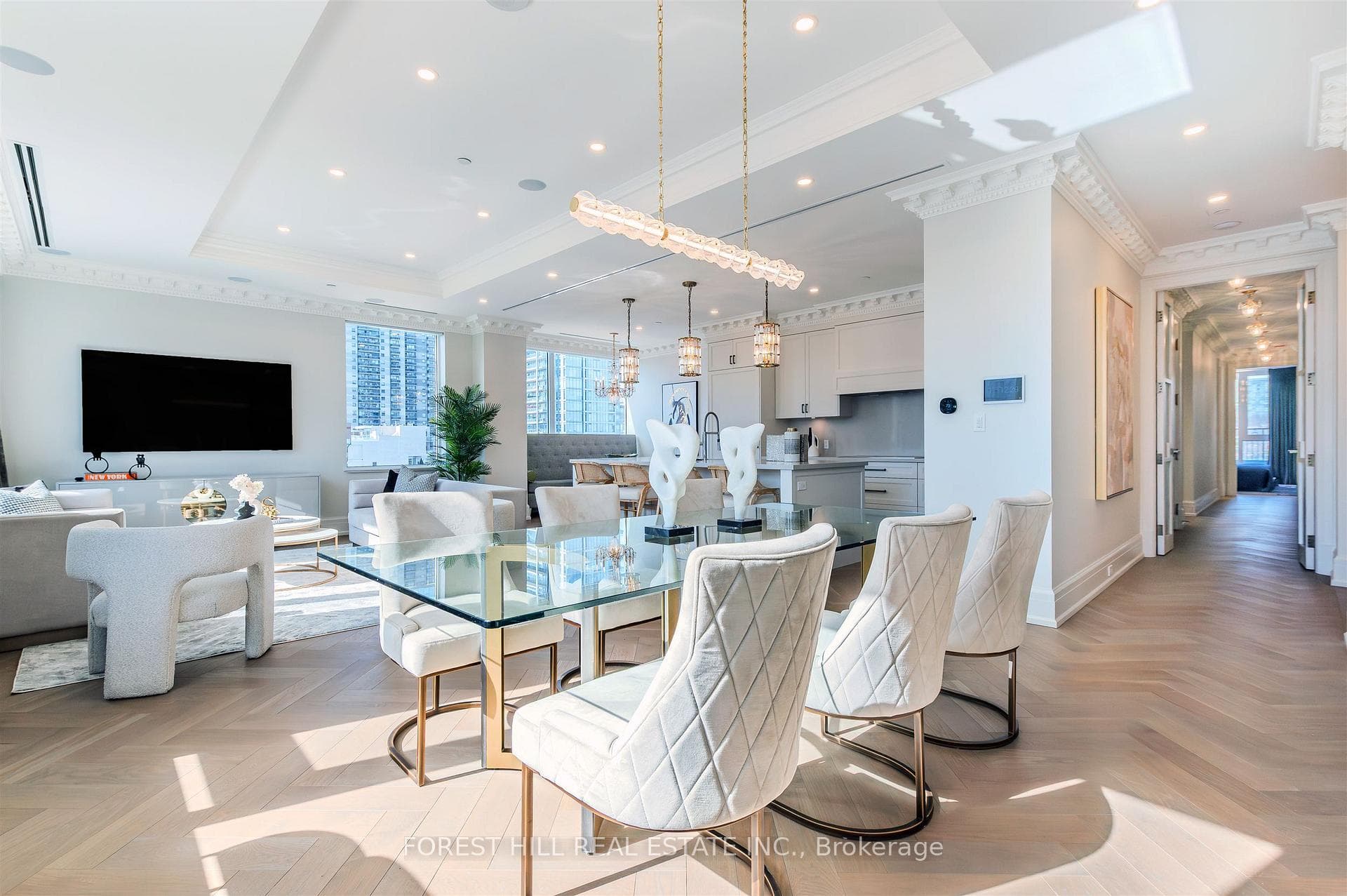128 Hazelton Avenue Unit 602 - Condo photo 6 of 43 in Annex / Yorkville / Summerhill, Ontario