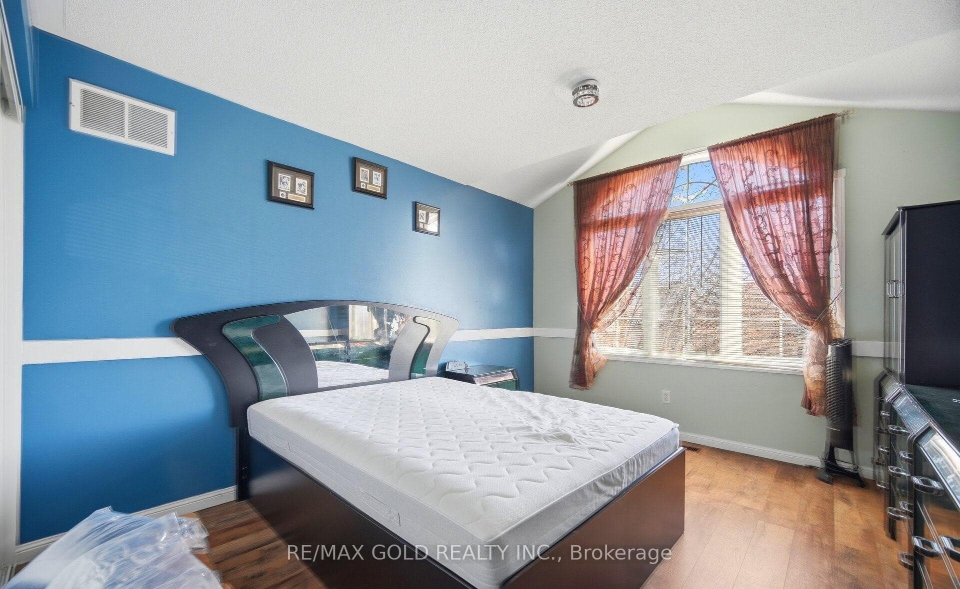 28 Latania Boulevard - Detached photo 21 of 33 in Brampton, Ontario