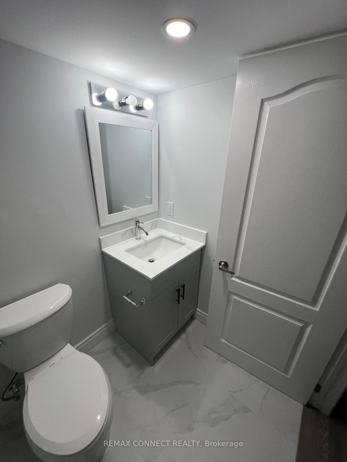 8 Evanwood Crescent Unit Bsmt - Detached photo 7 of 10 in Brampton, Ontario
