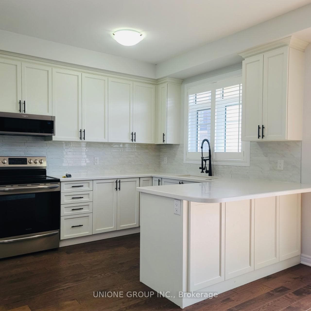 3024 George Savage Avenue - Townhouse photo 16 of 17 in Oakville, Ontario
