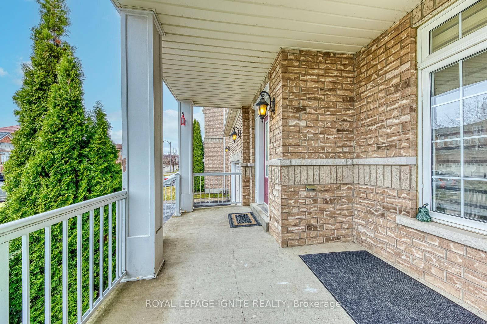 30 Streamline Drive - Detached photo 4 of 50 in Brampton, Ontario