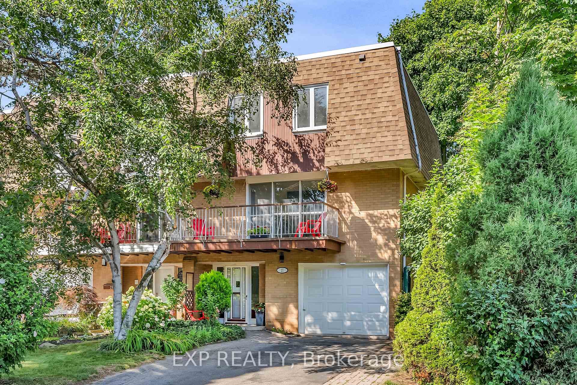 27 Tulip Street Unit 10 - home for sale in Oakville, Ontario