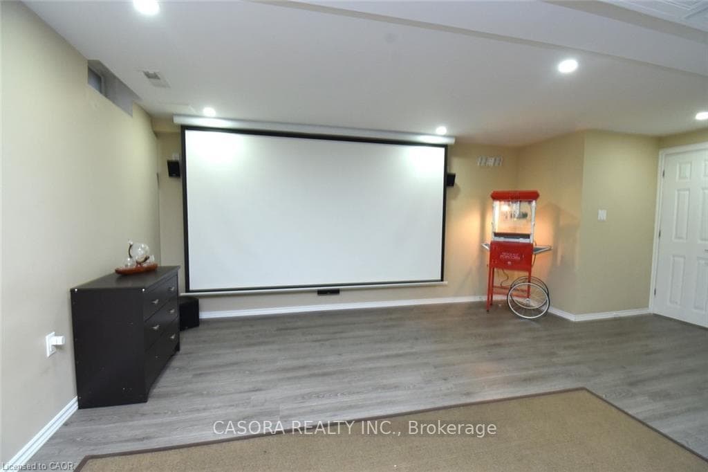 2229 WALKERS Line Unit 9 - Condo photo 39 of 46 in Burlington, Ontario