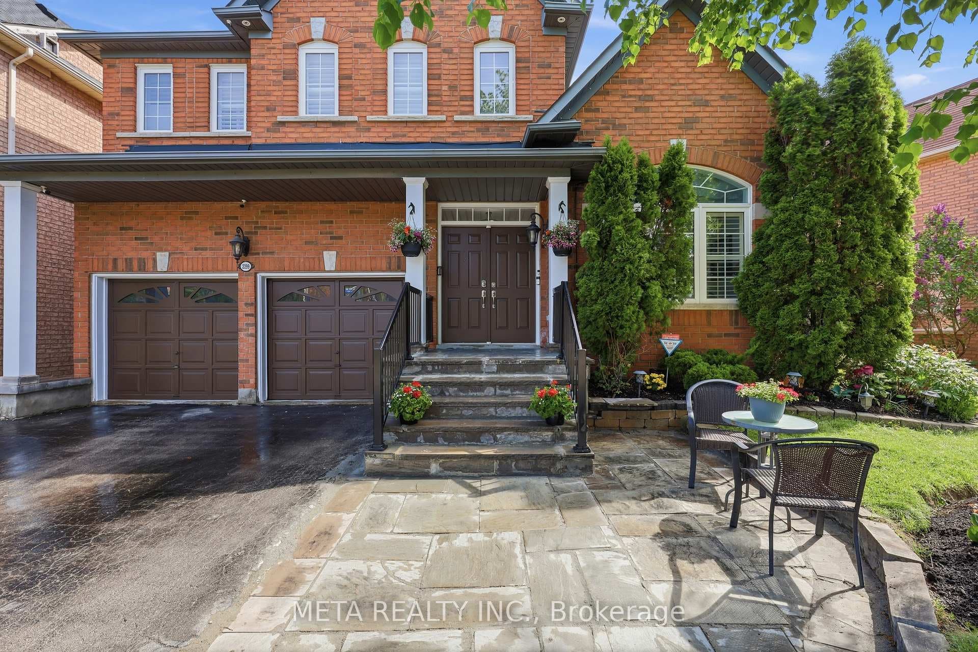 2299 Stratus Drive - Detached photo 3 of 42 in Oakville, Ontario