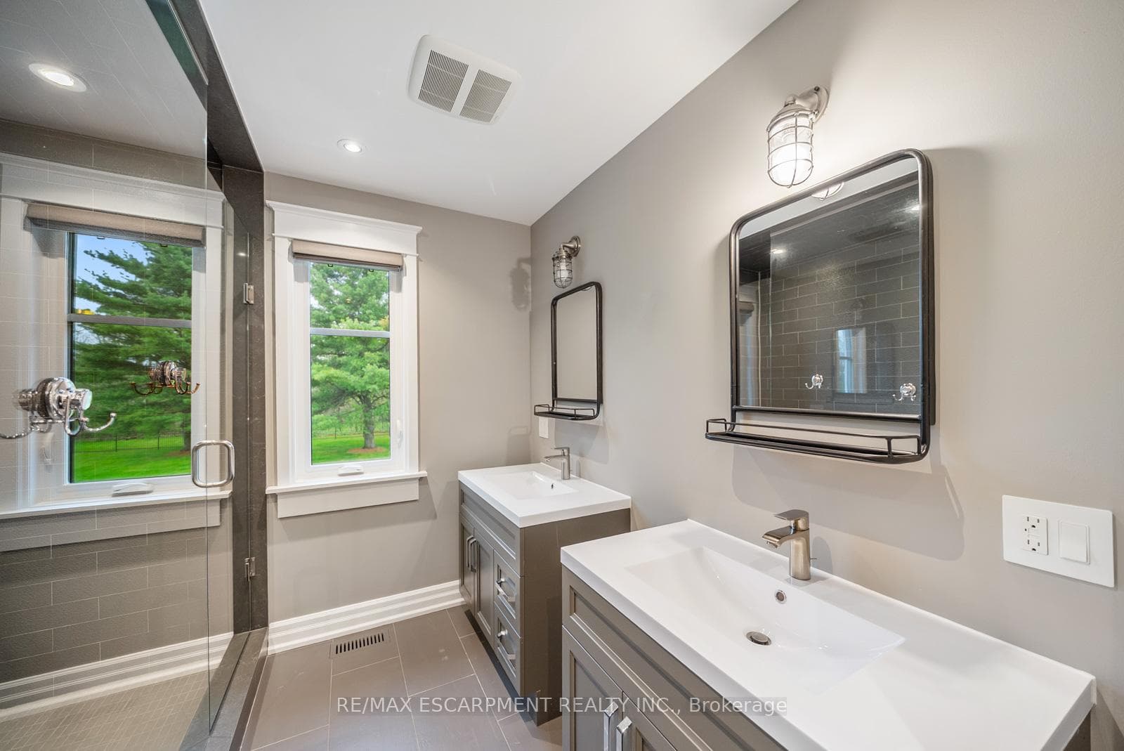 6502 Mcniven Road - Detached photo 35 of 50 in Burlington, Ontario