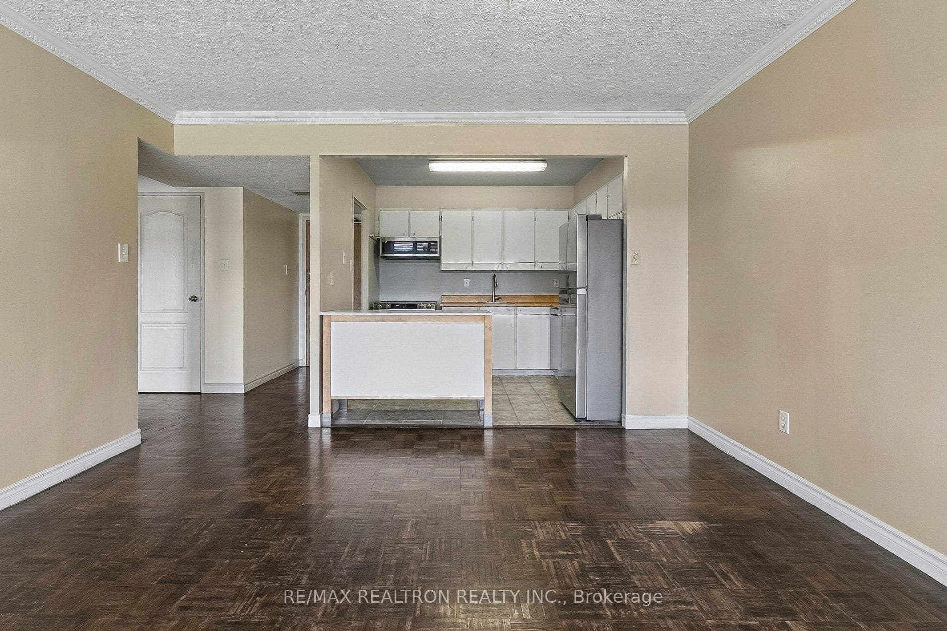 10 Fashion Roseway N/A Unit 306 - Condo photo 12 of 32 in Willowdale / Newtonbrook, Ontario