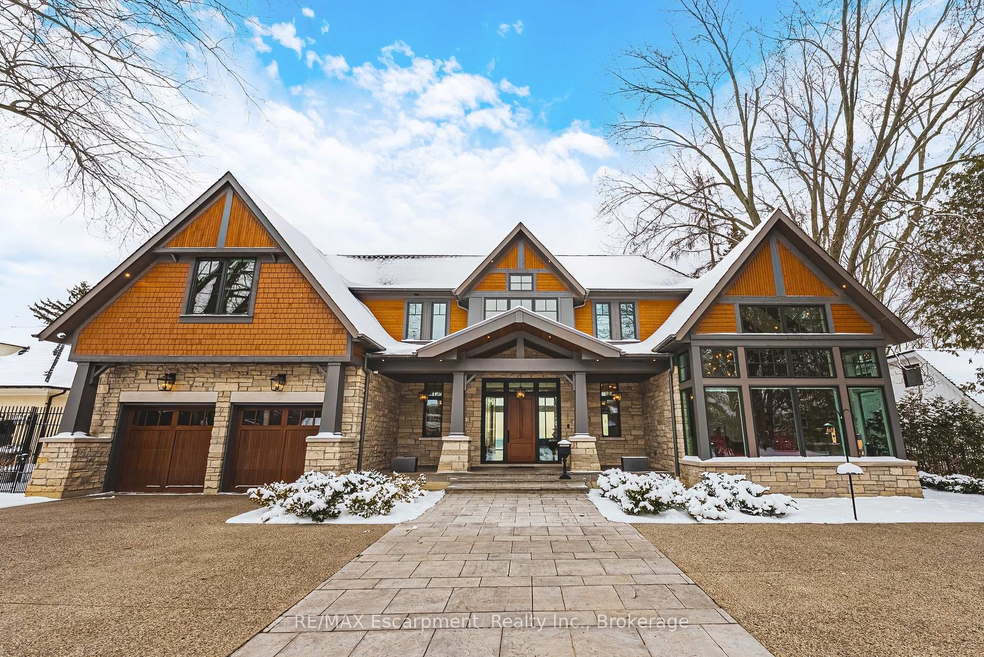 140 Secord Lane - home for sale in Burlington, Ontario