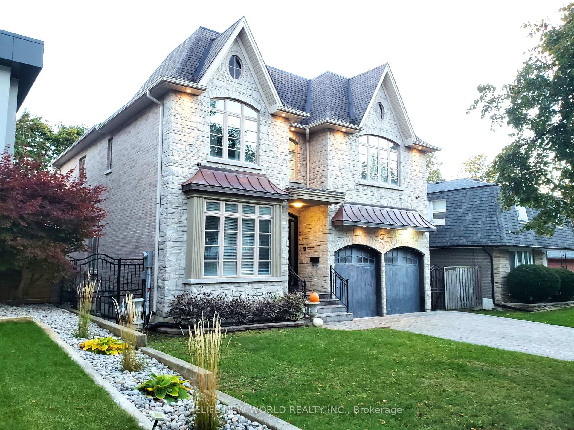 29 Threadneedle Crescent - Detached photo 1 of 40 in Hillcrest Village / Bayview Village, Ontario