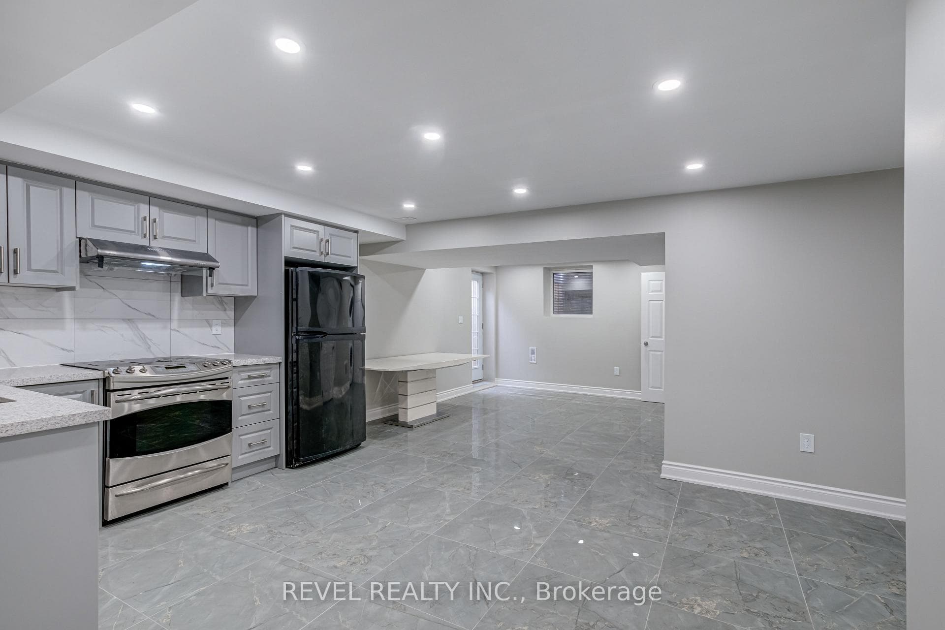 1238 Playter Place Unit Basement - Detached photo 4 of 17 in Oakville, Ontario