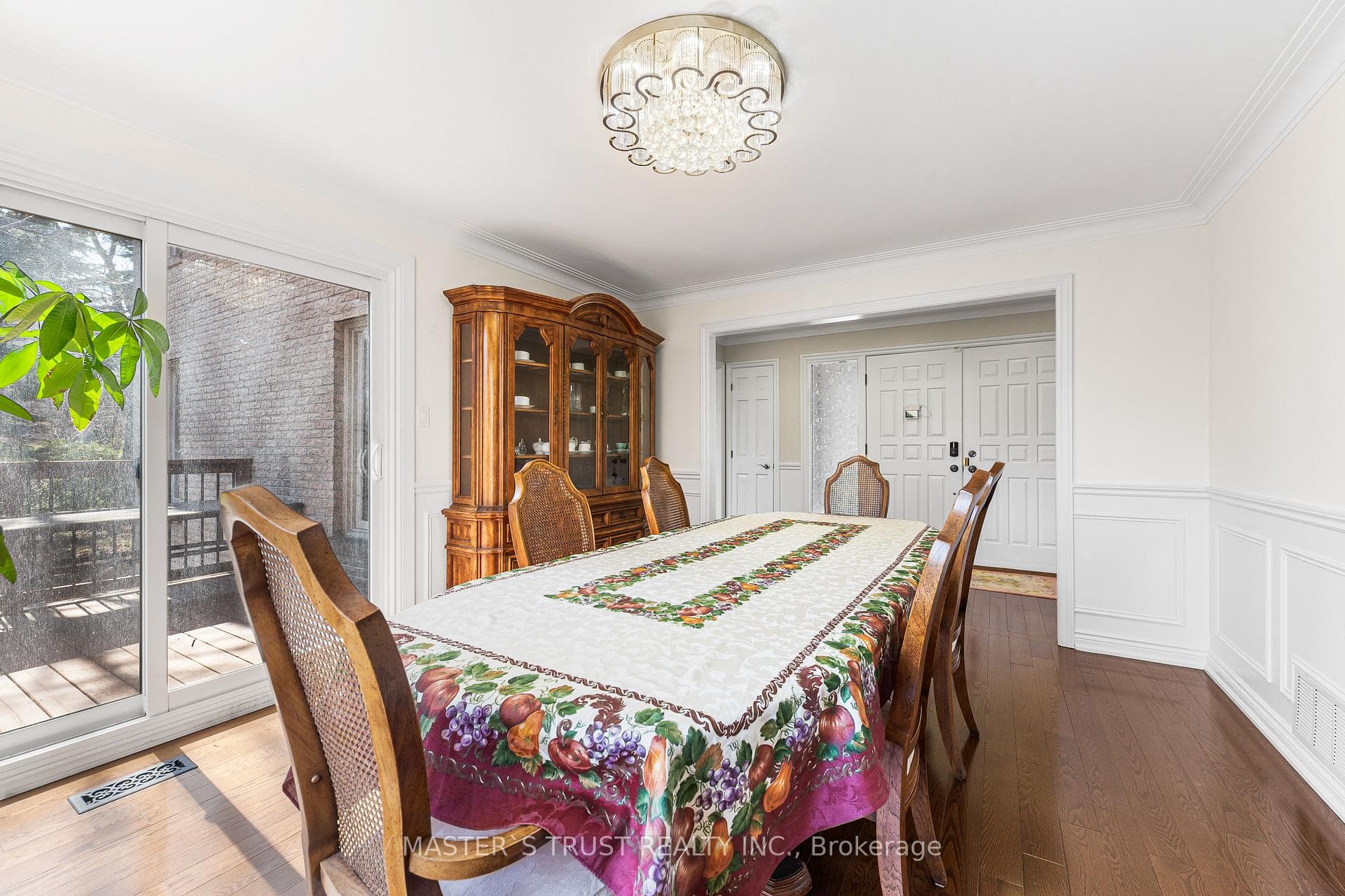 243 Burbank Drive - Detached photo 9 of 48 in Hillcrest Village / Bayview Village, Ontario