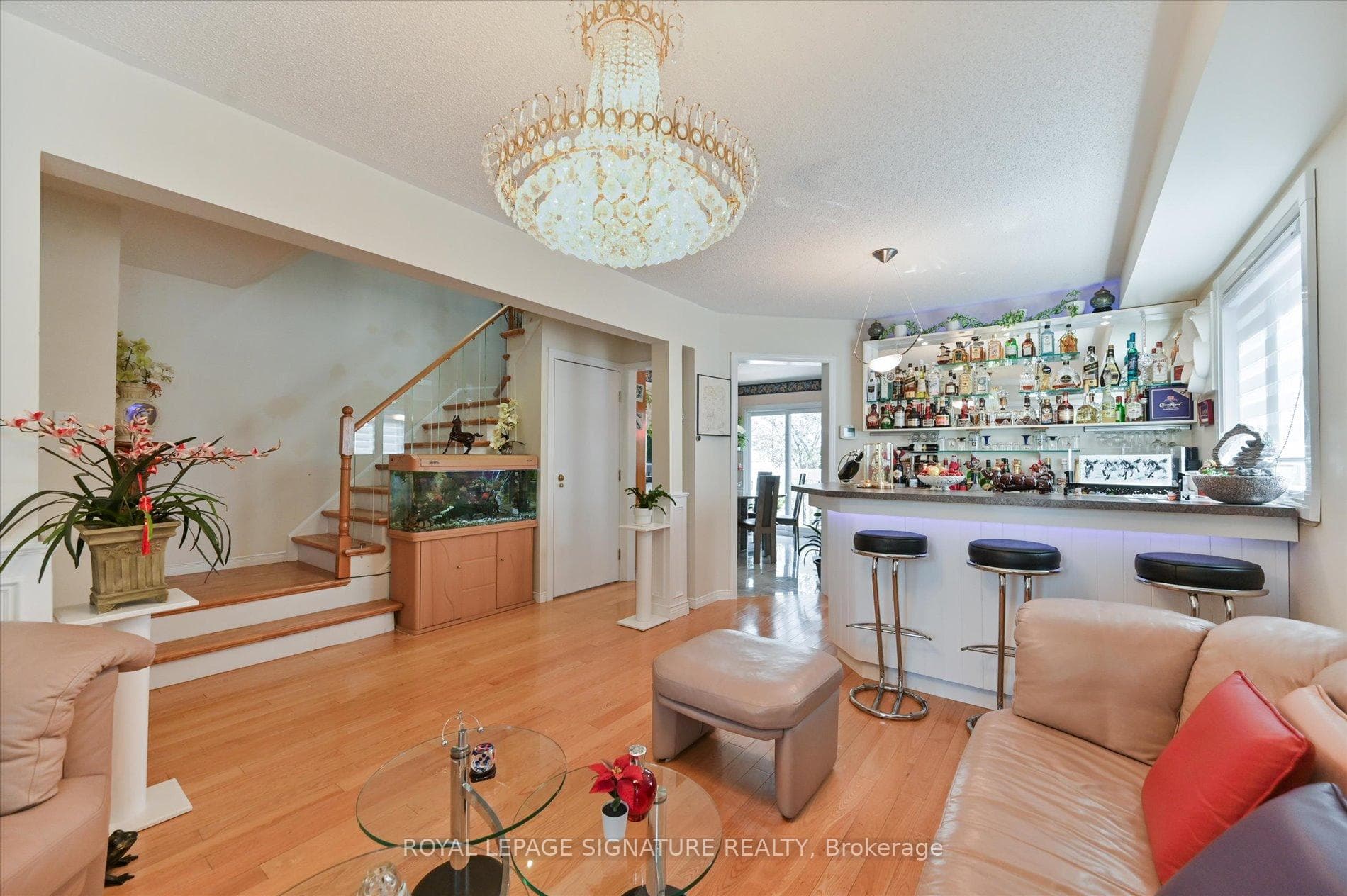5481 Palmerston Crescent - Semi-Detached photo 9 of 44 in Mississauga, Ontario