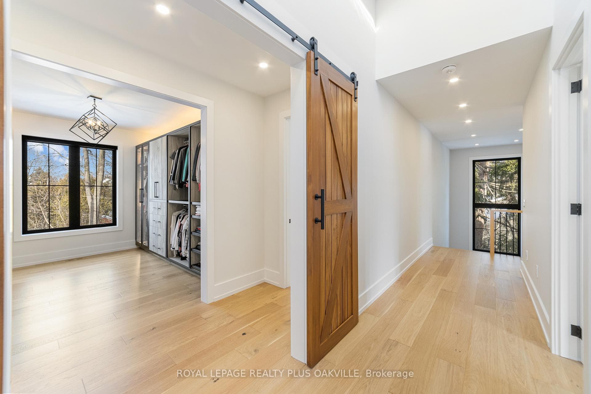 2057 Salvator Boulevard - Detached photo 23 of 50 in Oakville, Ontario