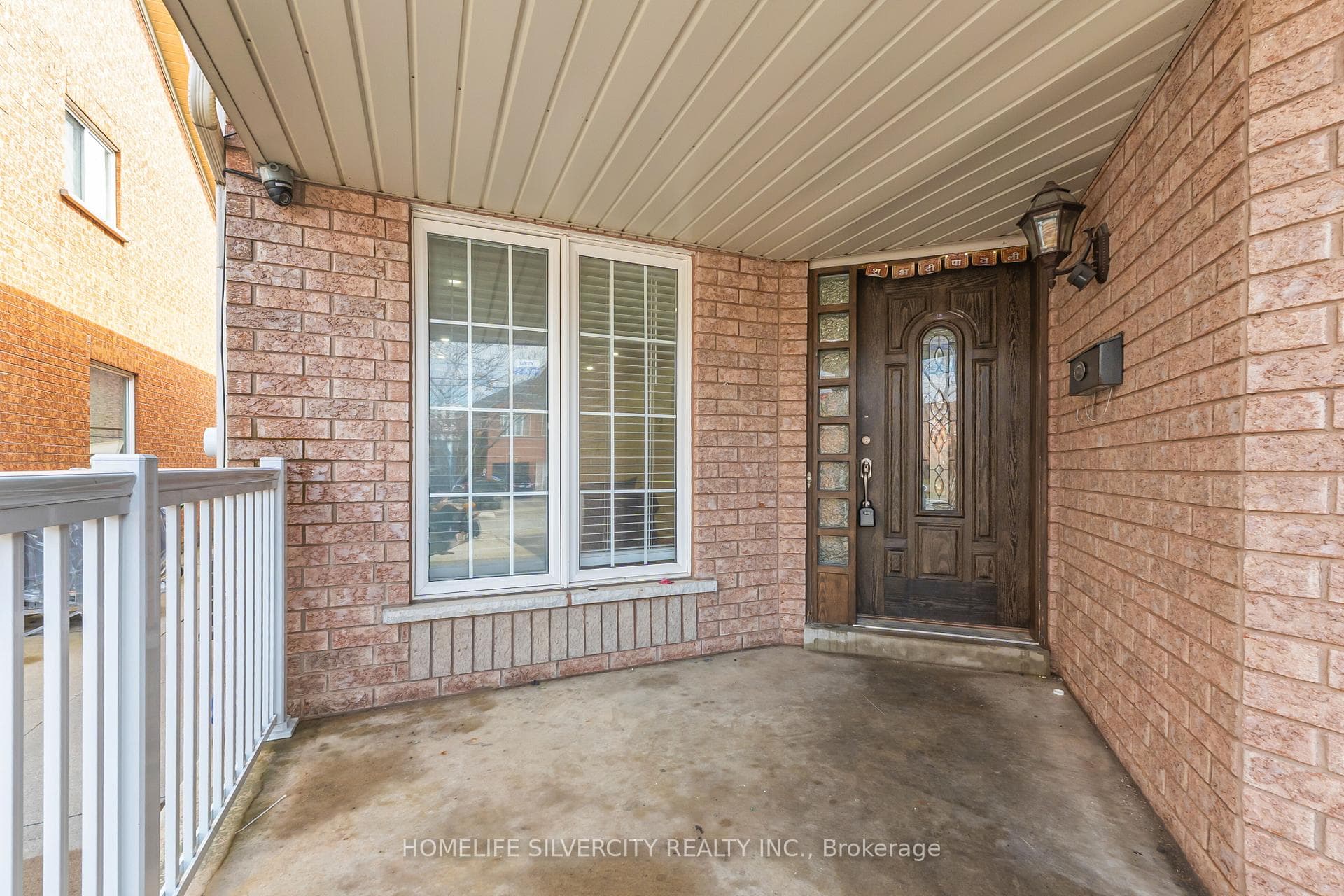 19 Vintage Gate - Detached photo 5 of 50 in Brampton, Ontario