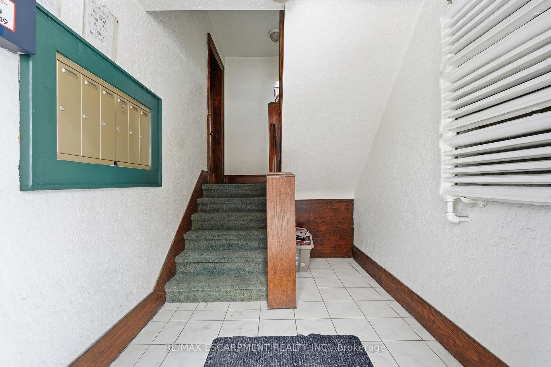 97 Connaught Avenue Unit 10 - Condo photo 4 of 23 in Hamilton, Ontario