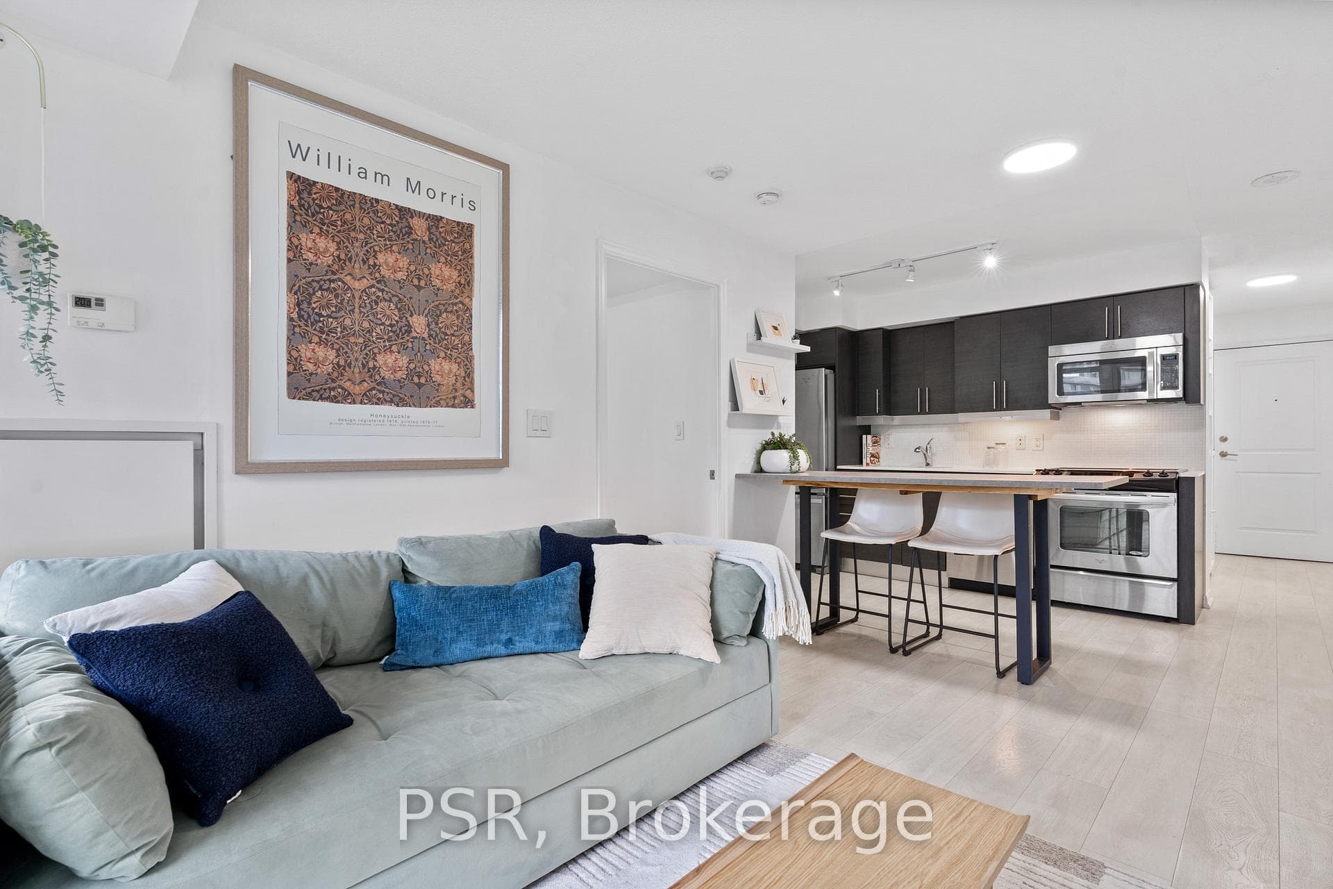 38 Grand Magazine Street Unit 1031 - Condo photo 5 of 25 in Downtown Toronto / Waterfront, Ontario