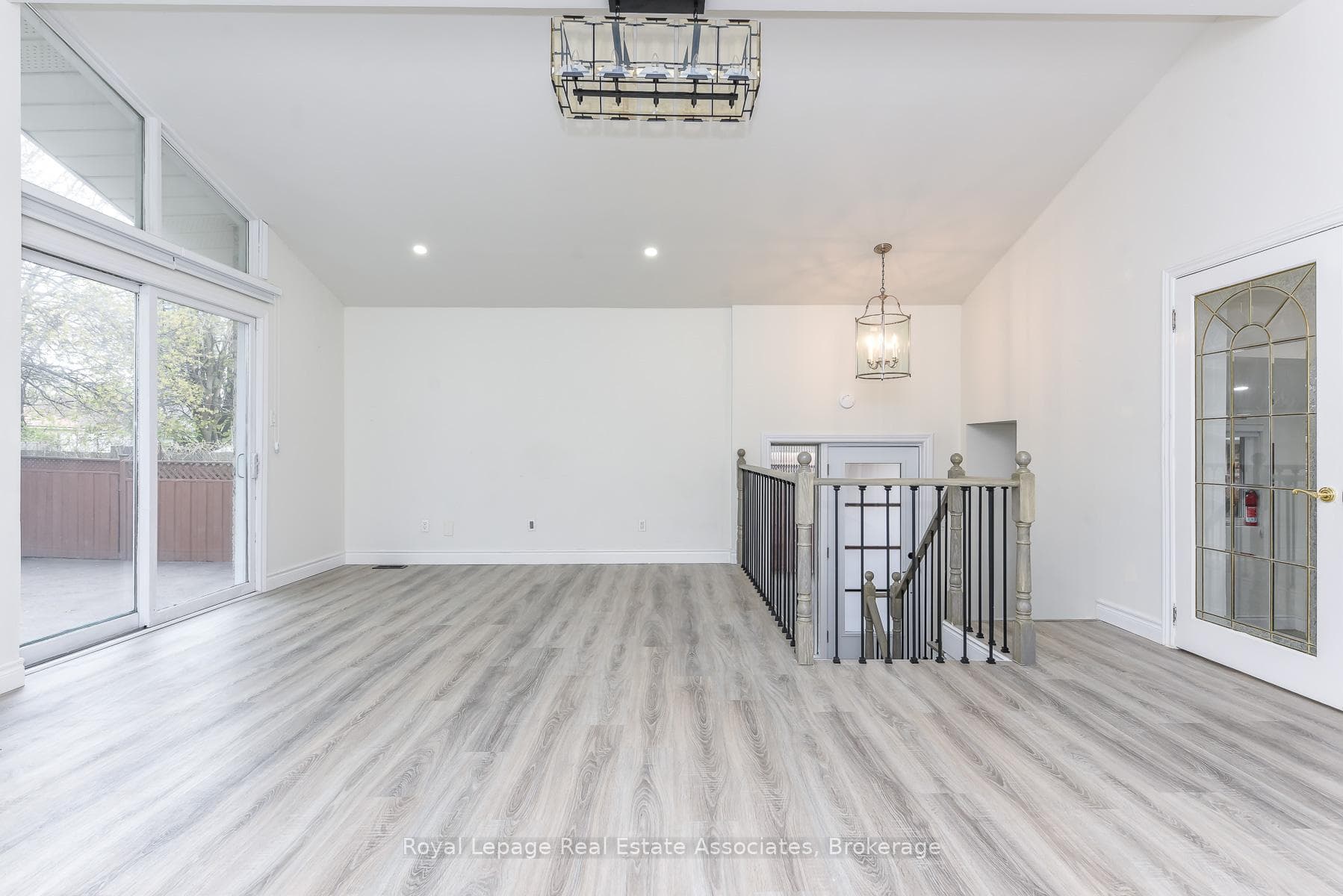 665 Kipling Avenue - Commercial photo 8 of 43 in Etobicoke (Islington / Rexdale), Ontario