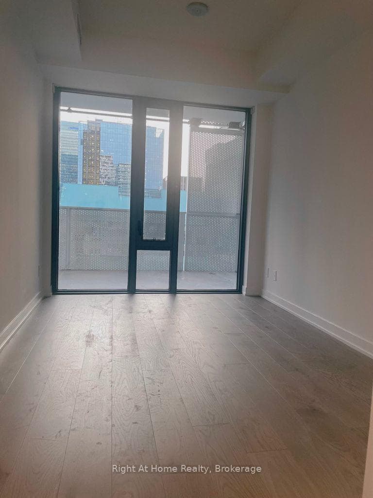 2606 25 Richmond Street Unit 6 - Condo photo 3 of 15 in Regent Park / Cabbagetown / St. James Town, Ontario
