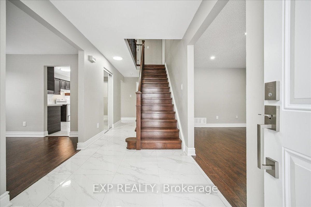 44 Newcastle Crescent - Detached for sale in Mount Pleasant, Ontario