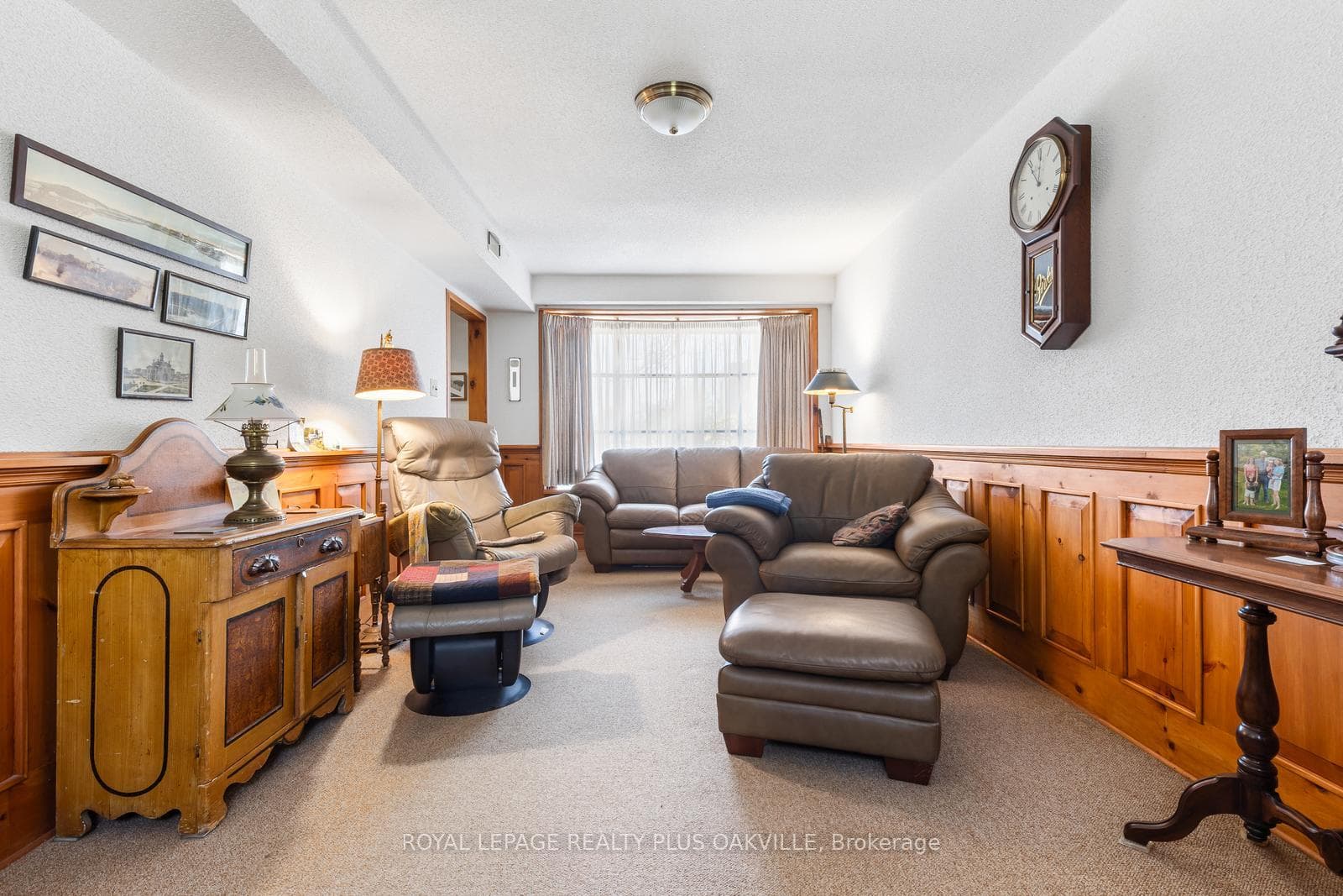 227 Sandwell Drive - Detached photo 16 of 44 in Oakville, Ontario