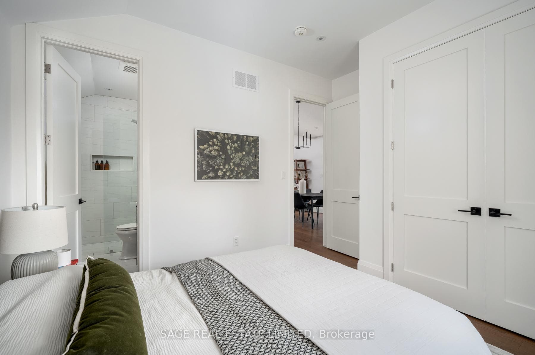 7 Rathgar Avenue - Detached photo 23 of 38 in Etobicoke (Islington / Rexdale), Ontario
