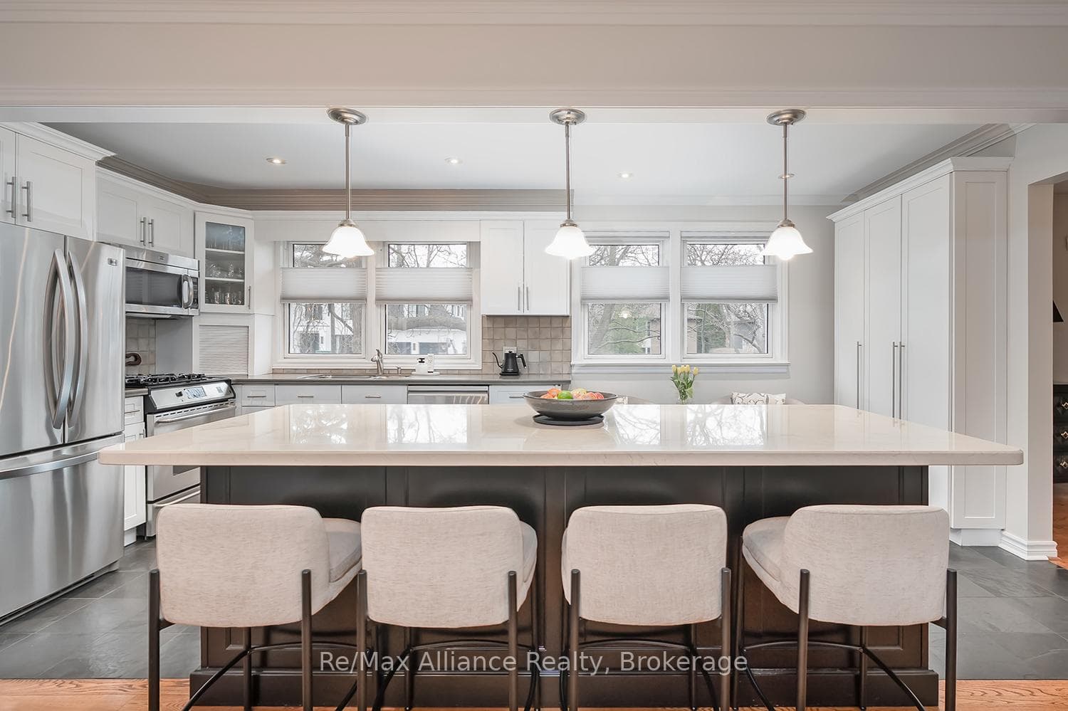 183 Westminster Drive - Detached photo 13 of 44 in Oakville, Ontario