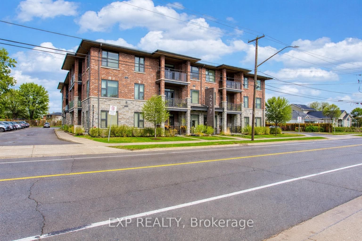 257 Millen Road Unit 205 - home for sale in Hamilton, Ontario