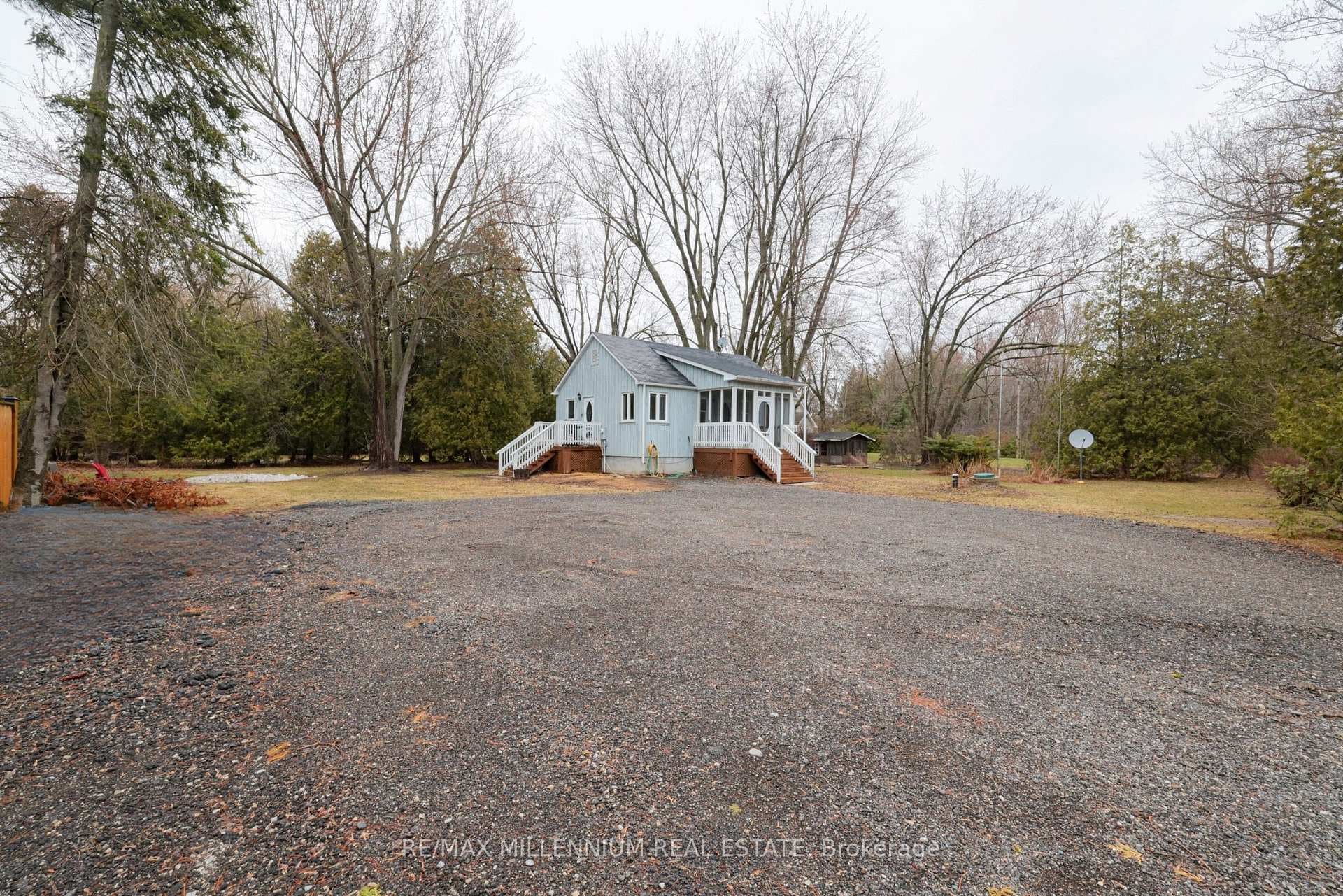 2424 Olde Base Line Road - Detached photo 4 of 24 in Caledon, Ontario