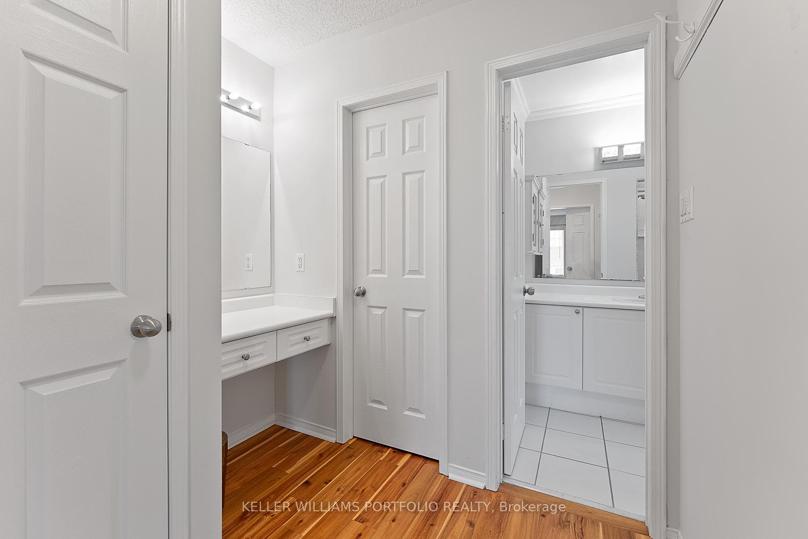 118 Gatwick Drive - Semi-Detached photo 37 of 50 in Oakville, Ontario