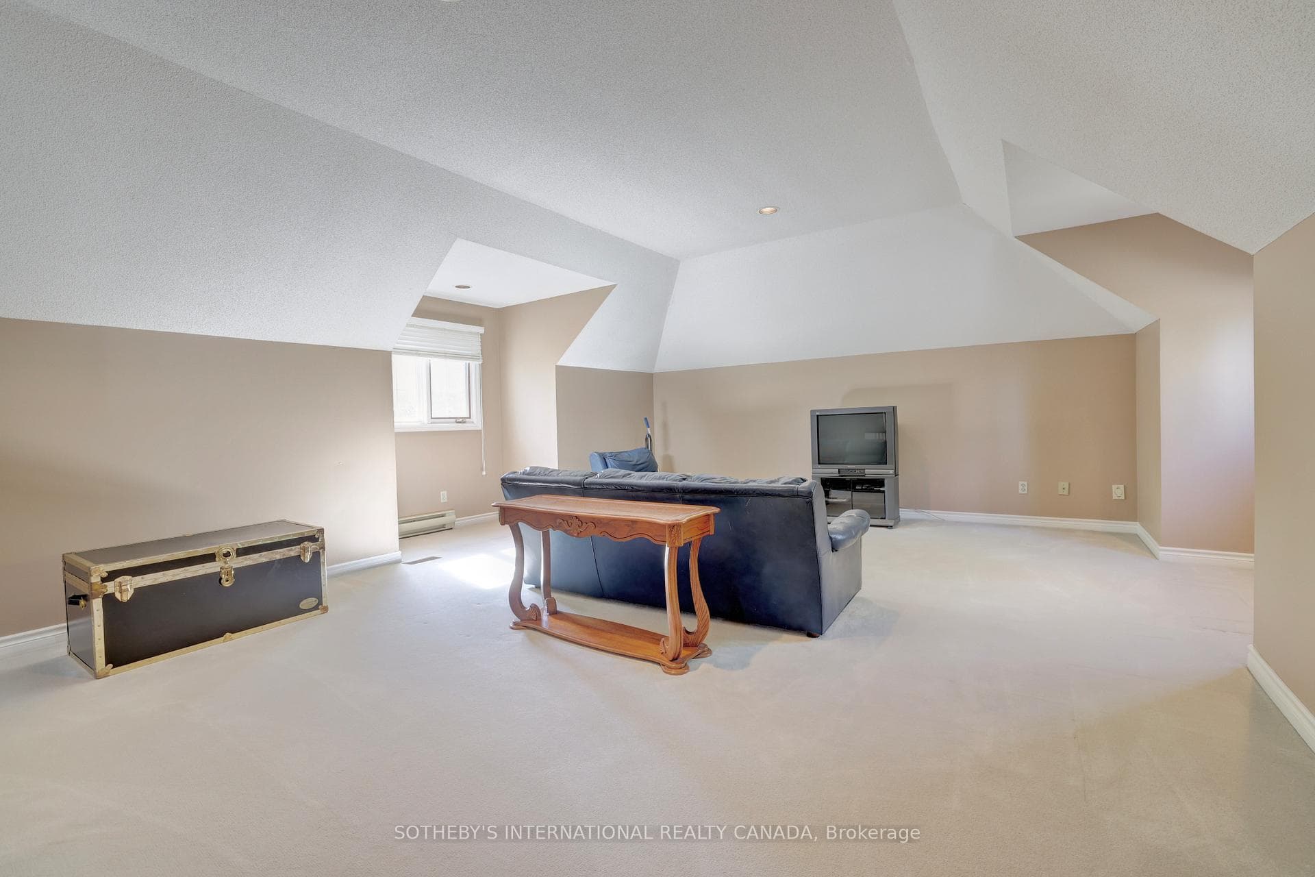 1379 Meadow Green Court - Detached photo 28 of 50 in Mississauga, Ontario